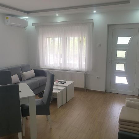 Apartmani Kruna Врднік Екстер'єр фото